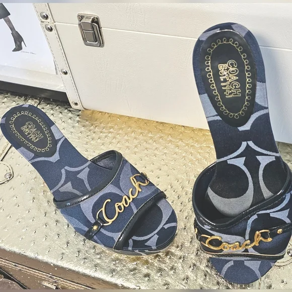 COACH CARISSA HEELS💙💛 - Picture 14 of 14